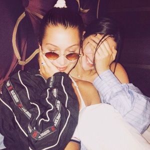 Meet your Posher, Alexandra